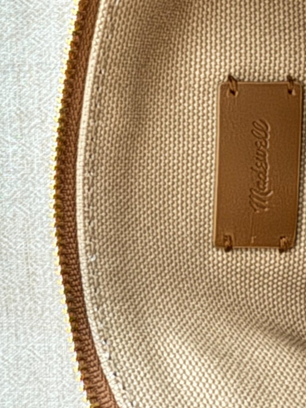 Madwell Suede Western shoulder bag - Picture 3 of 3